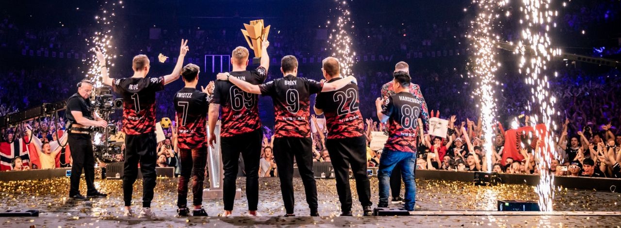 Jak cheatować na turniejach CSGO? O tym sposobie mogliście nie słyszeć, źródło grafiki: FaZe Clan.