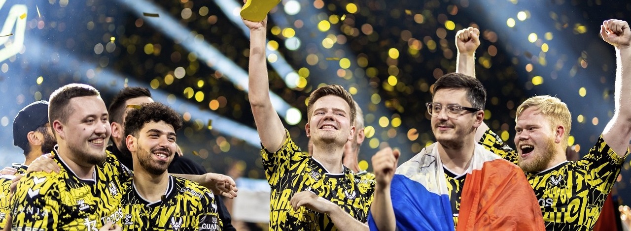 Ten gracz to legenda CSGO. Tylko on wygrał aż 5 Majorów, źródło grafiki: BLAST.tv.