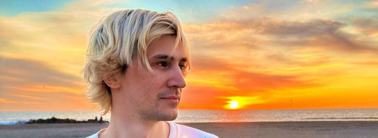 Gigant Twitcha dostanie 70 mln dolarów za streamowanie u konkurencji, źródło grafiki: Twitter/xQc.