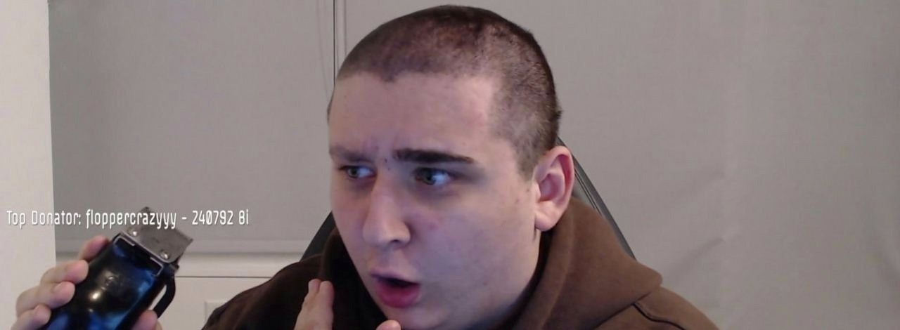 Fortnite'owy streamer zgolił sobie brwi za 2500 dolarów. Chwilę później wszystko stracił, źródło grafiki: Twitch/Lacy.