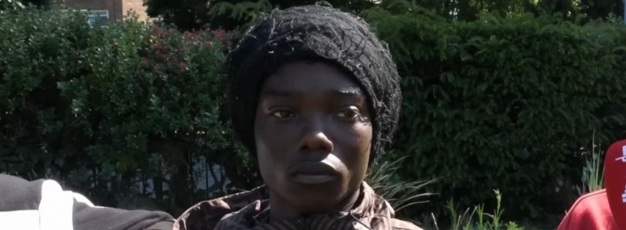 Brytyjski tiktoker jest tak irytujący, że nawet streamerzy chcieliby widzieć go za kratami, źródło grafiki: Fred Talks Fighting/YouTube.