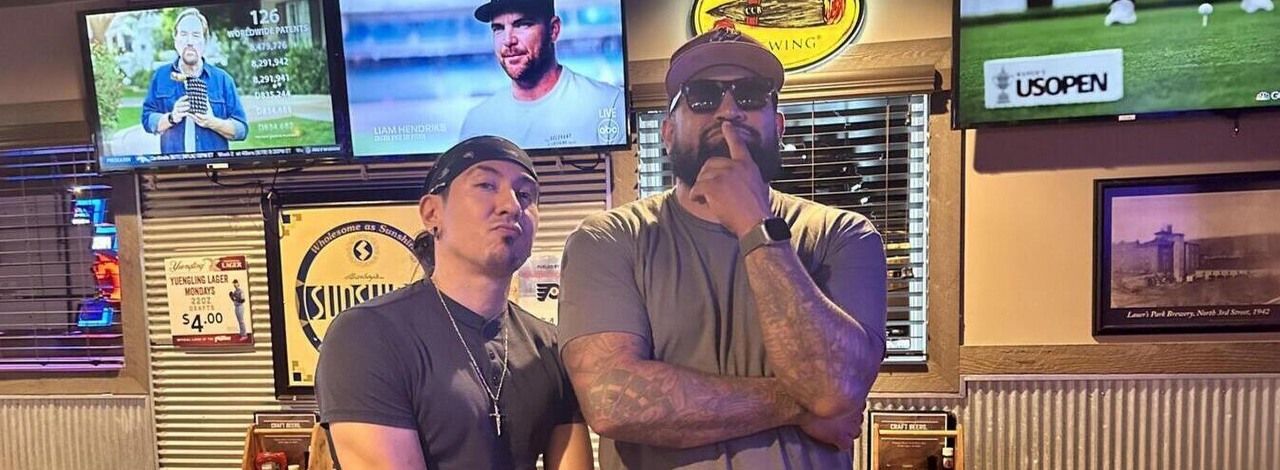 W 2007 roku zaczęli grać razem w sieci. Po 16 latach dwaj gracze w końcu się spotkali, źródło grafiki: THATwasSMART210/Reddit.