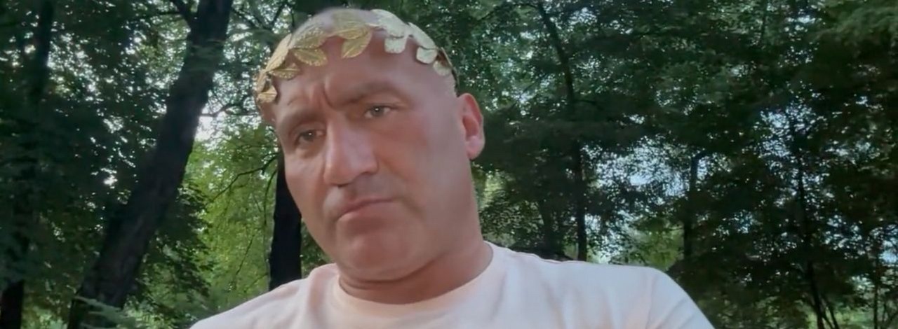 Najman reklamuje prywatny serwer w Metinie 2. Posłuchajcie „cesarza”, źródło grafiki: Twitter/@MarcinNajman.