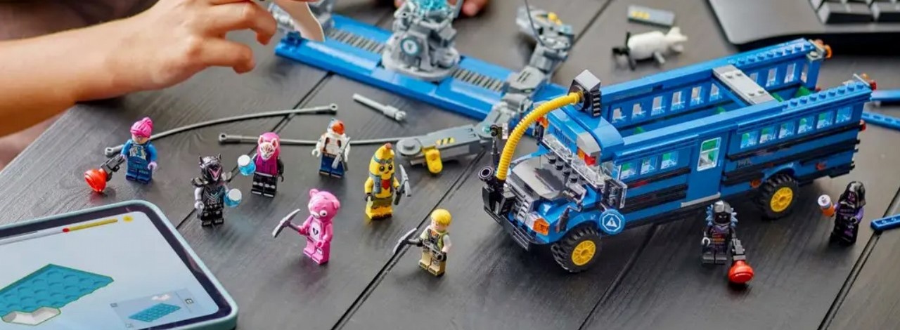 LEGO wkrótce doczeka się zestawów z Fortnite'a. Poznajcie ceny i datę premiery, źródło grafiki: LEGO.