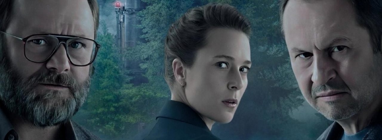 Przesmyk - gdzie kręcono serial Max? Filmowe lokacje polskiego thrillera szpiegowskiego, źródło grafiki: Przesmyk, Jan P. Matuszyński, Max, 2025.