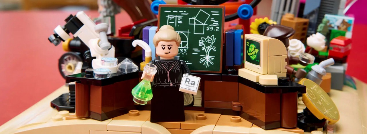 Maria Skłodowska-Curie pojawi się w zestawie LEGO. Firma pokazała model będący hołdem dla nauki, źródło grafiki: LEGO.