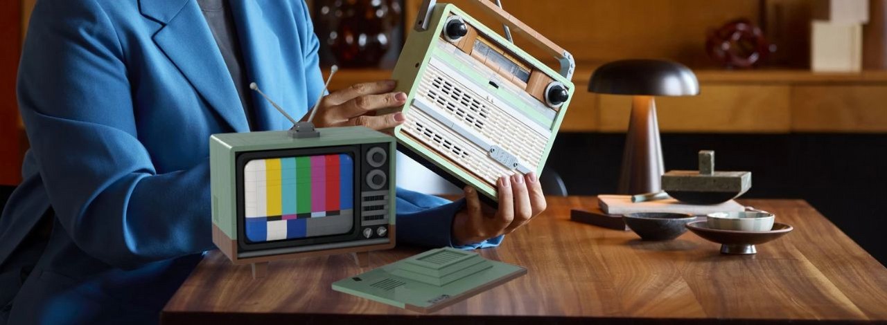 Stary telewizor CRT z LEGO wygląda niesamowicie. Nawet elektryk pochwalił detale potencjalnego zestawu, źródło grafiki: The Lego Group / DovidAlex.