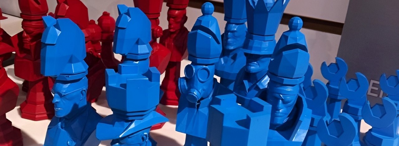 Żona gracza pochwaliła się bardzo rzadkim gadżetem od Valve. Specjalne szachy razem z kodem mogą być warte setki dolarów, źródło grafiki: TTR0, Reddit.