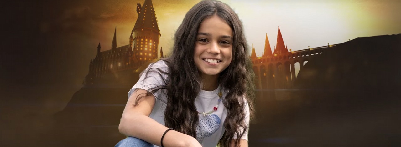 Arabella Stanton po raz pierwszy jako Hermiona. Gwiazda serialu Harry Potter od HBO Max nagrała kultowe kwestie, które możesz posłuchać, źródło grafiki: Harry Potter, Francesca Gardiner, HBO, 2027.