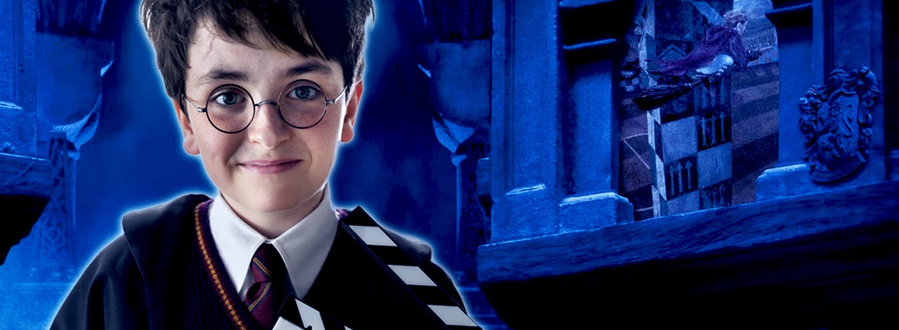 „Zostaniemy zasypani czarodziejami”. Mieszkańcy nowego Privet Drive z serialu Harry Potter od HBO Max są „zszokowani”, że nikt ich nie ostrzegł, źródło grafiki: HBO / Harry Potter i Kamień filozoficzny, Chris Columbus, Warner Bros. Pictures, 2001.
