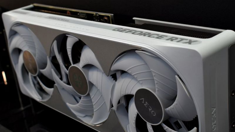 Ceny kart graficznych w Polsce nie zostawiają złudzeń. Za każdą klatkę NVIDIA każe płacić wyraźnie więcej niż AMD