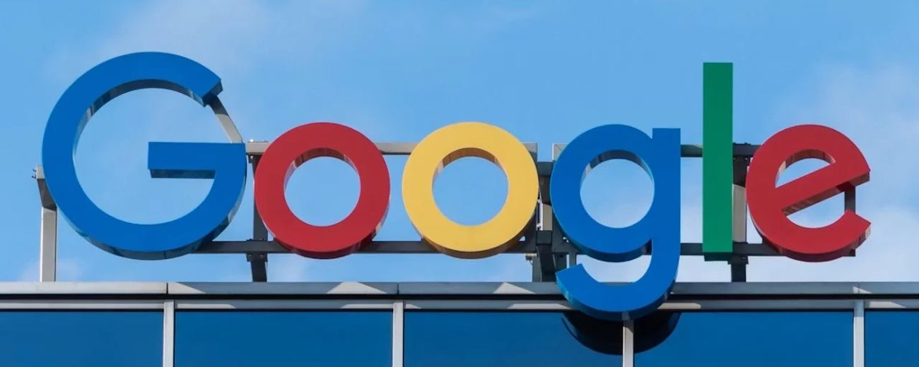 „Jedno z największych naruszeń praw autorskich w historii”. Wydawcy pozywają Google za potajemne szkolenie Gemini AI