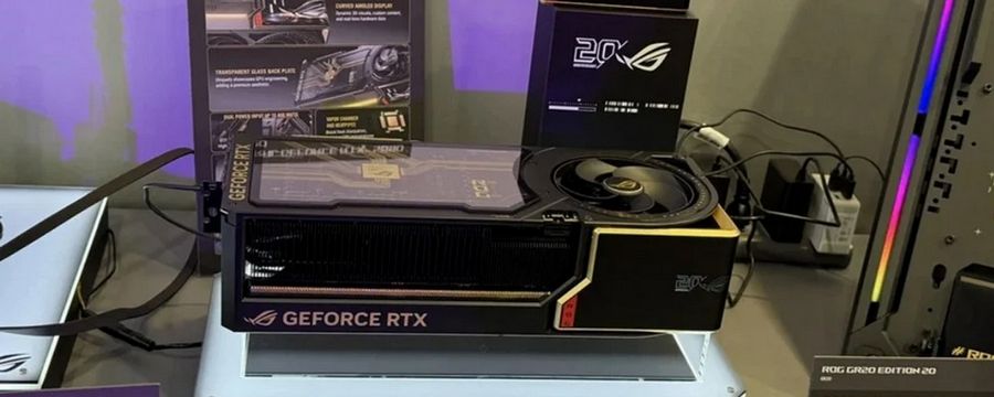 RTX 5090 z własnym ekranem i poborem do 800 W brzmi jak żart, ale ASUS naprawdę pokazał takiego potwora