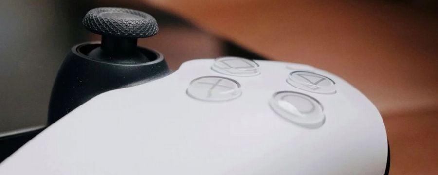 Działania Sony zdradzają powstawanie handhelda PS6. Firmie zależy na wprowadzaniu oszczędzania energii w grach PS5