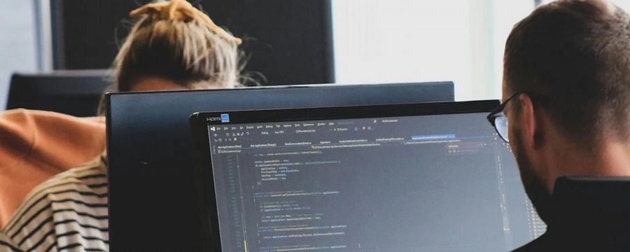 Wyniki ankiety nie pozostawiają złudzeń: 44% twórców gier rozważa zmianę zawodu