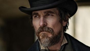 “I was crying with laughter.” Christian Bale called “one of his tops” the 28-year-old film, which has only 16% on Rotten Tomatoes