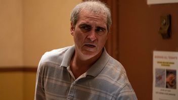 The film starring Joaquin Phoenix was such a flop that the director's father advised him not to write another movie