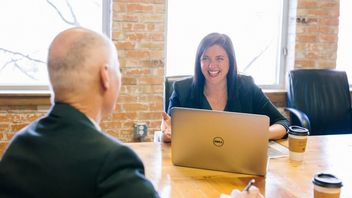 „AI doesn't go on strike. It doesn't ask for a pay raise.” This is how CEOs think about AI