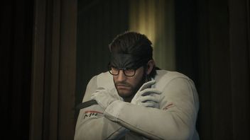 Seemingly useless outfit in MGS Delta will actually make your life easier. Be sure to save it for those few occasions