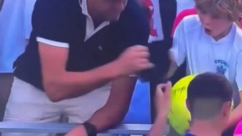 „I became caught up in the heat of the moment,” says Polish CEO after viral video shows him snatching a hat from a kid following Kamil Majchrzak’s US Open match