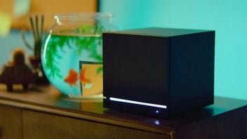 Valve announces three new devices, including a new Steam Machine, a new controller, and a VR headset