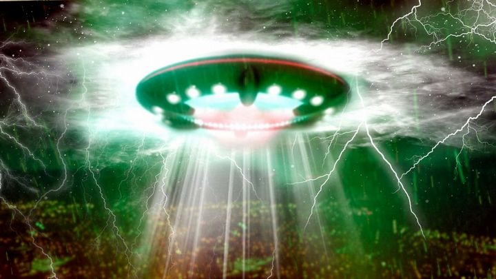 GTA Online Besieged by UFOs; Invasion Captured on Video | gamepressure.com