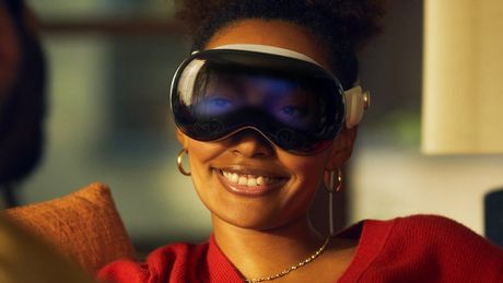 League of Legends Available on Apple Vision Pro. Not Perfect, But With Cool Features